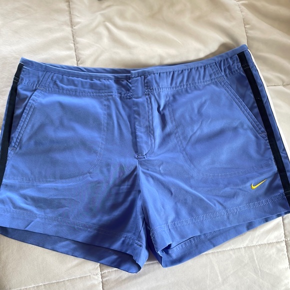 Nike Large Running Shorts - Picture 1 of 7